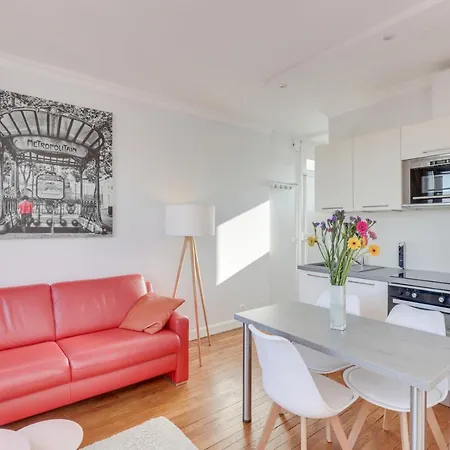 Eiffel Tower View + Terrace Saint Germain Des Pres Appartamento Parigi