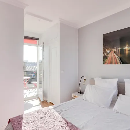 Eiffel Tower View + Terrace Saint Germain Des Pres Parigi
