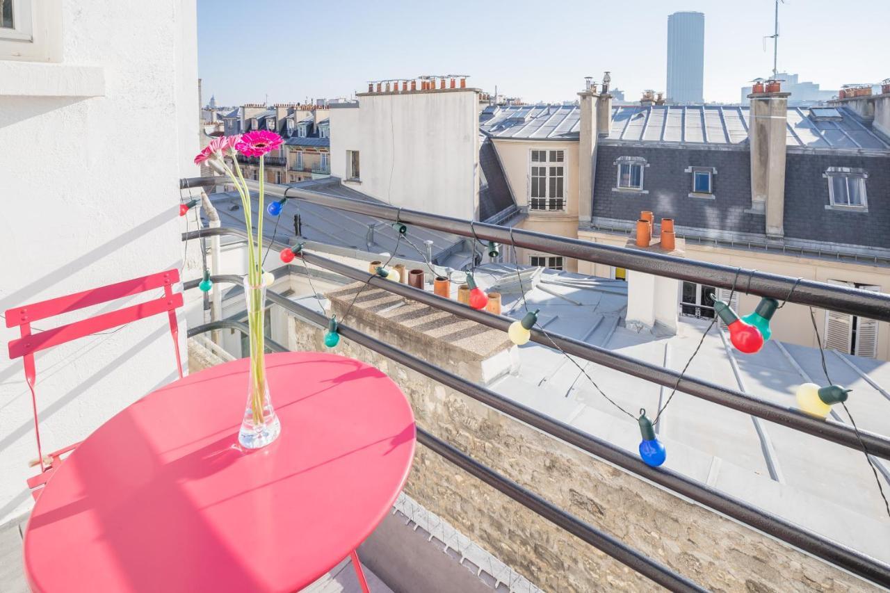 Apartment Eiffel Tower View + Terrace Saint Germain Des Pres Paris